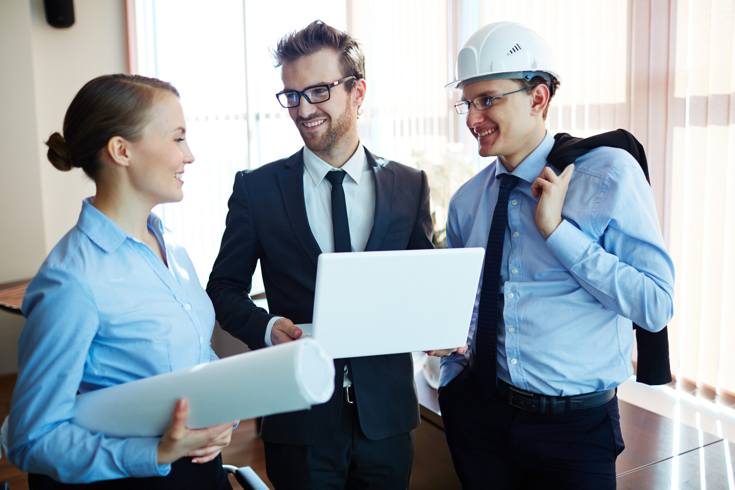 Mobile-First Workforce Management: Why Construction Sites Can’t Afford to Stay Offline in 2025